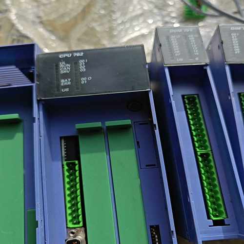 瑞士PLCCPU752DIM751成色如图漂亮，询价 - 图1