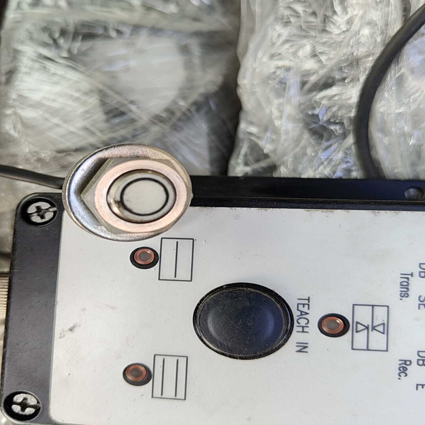 LeuzeVDB112B/6P控制器议价询价 - 图1