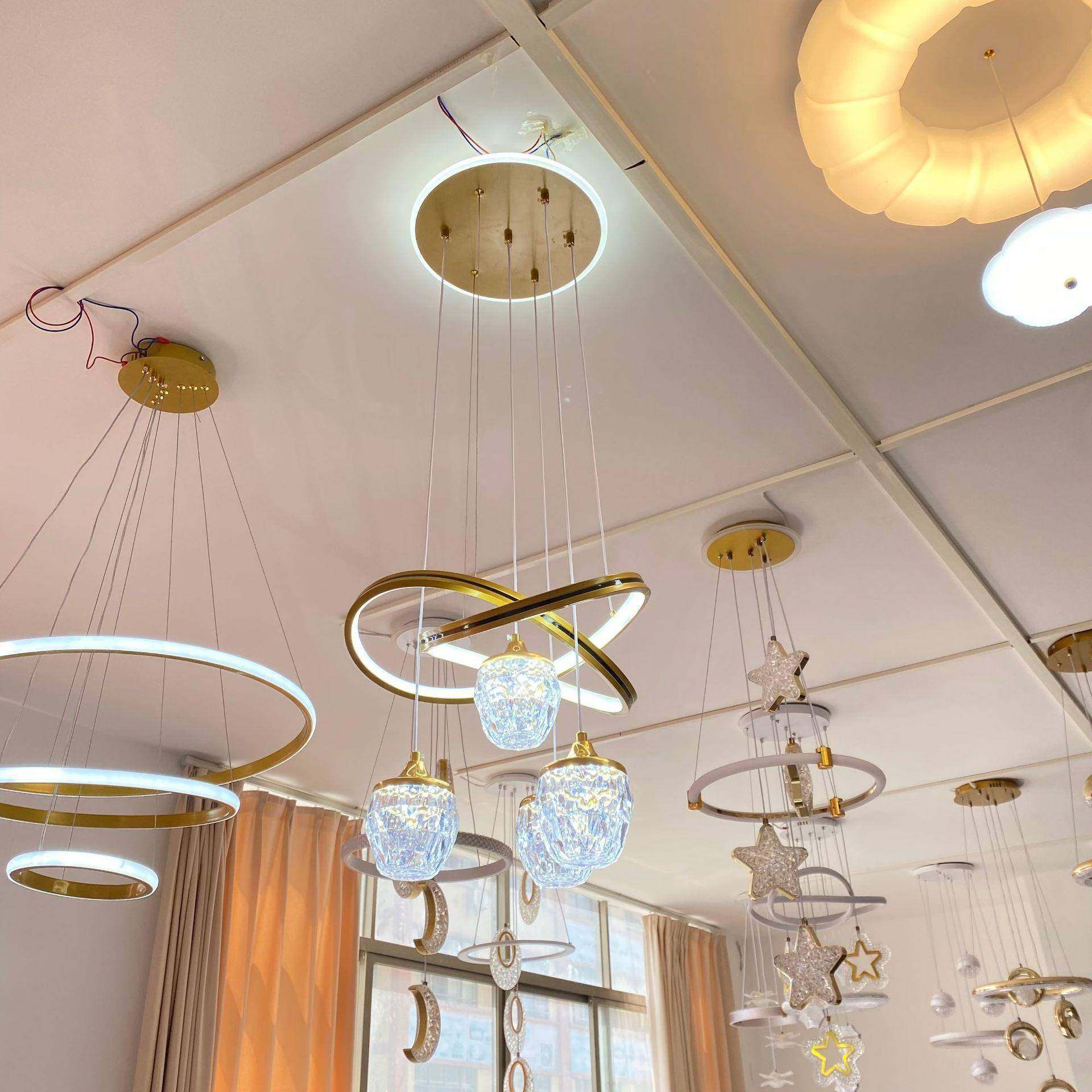 法式轻奢餐厅吊灯现代简约客厅灯2024新款网红装饰led灯中山灯具,淘宝优惠券,粉丝福利购,淘宝优惠卷