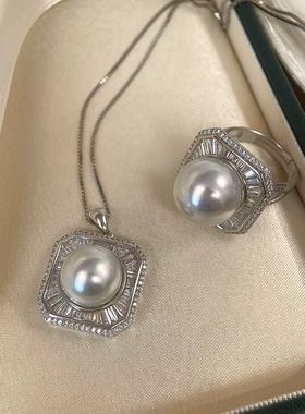 经典日出系列 珍珠白项链璀璨闪亮银色T方形温柔气质项链锁骨链