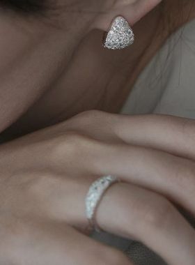 小巧精致锆石戒指女极简高级轻奢时尚简约气质华丽优雅个性指环