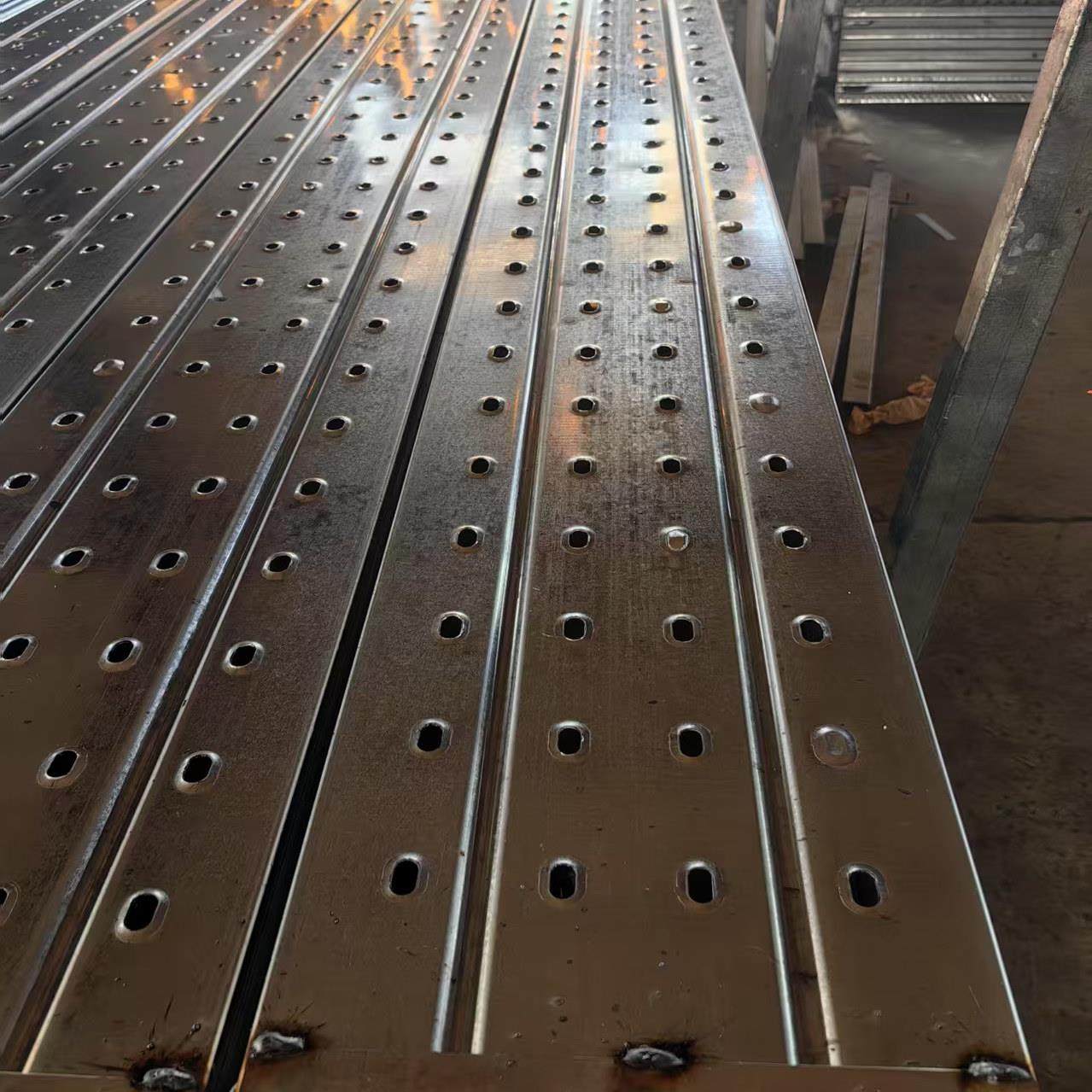 热镀锌钢跳板24米长脚手架加厚钢脚手板建筑工地踏板 2-4米长脚手,淘宝优惠券,粉丝福利购,淘宝优惠卷