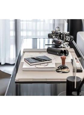 现代简约办公室书桌垫餐垫书垫胡桃木皮革写字板创意摆件样板间