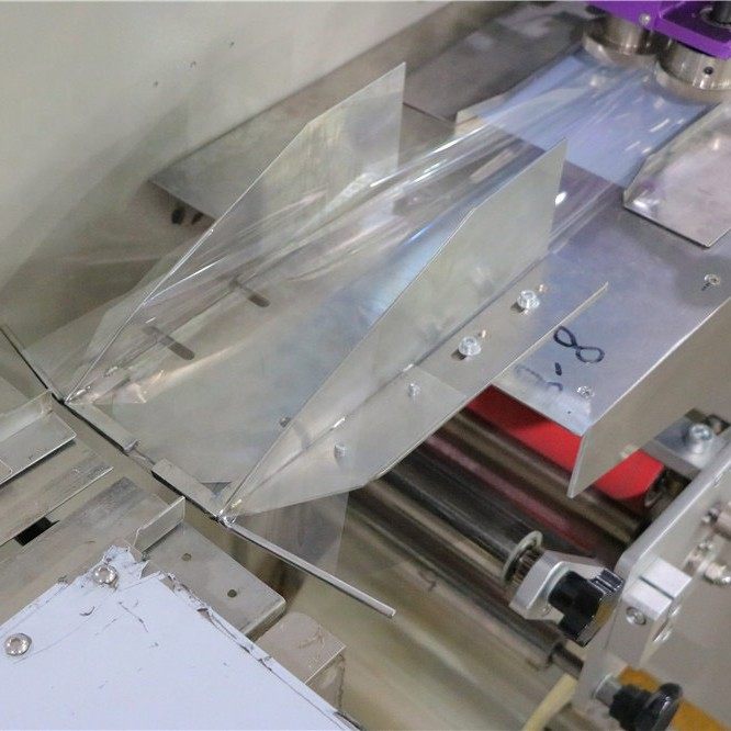 全自动枕式海鲜包装机 黄花鱼装袋机 高速卧式食品包装机厂家直供,淘宝优惠券,粉丝福利购,淘宝优惠卷