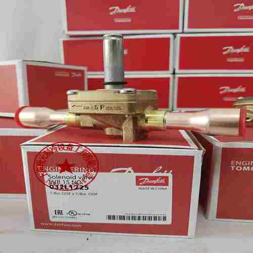 议价-丹佛斯电磁阀EVR1015空调延长组件032LF122512171228 - 图1