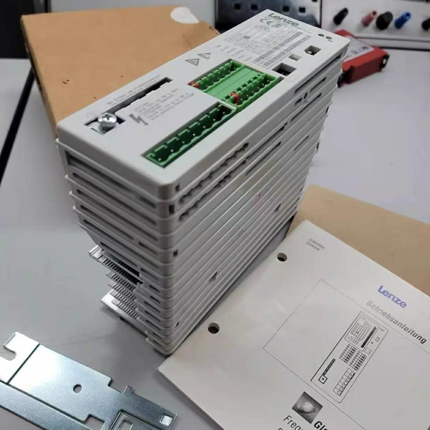 配件EVF8217-E EVF8218-E 供应德国伦茨变频器现货包邮议价 - 图1