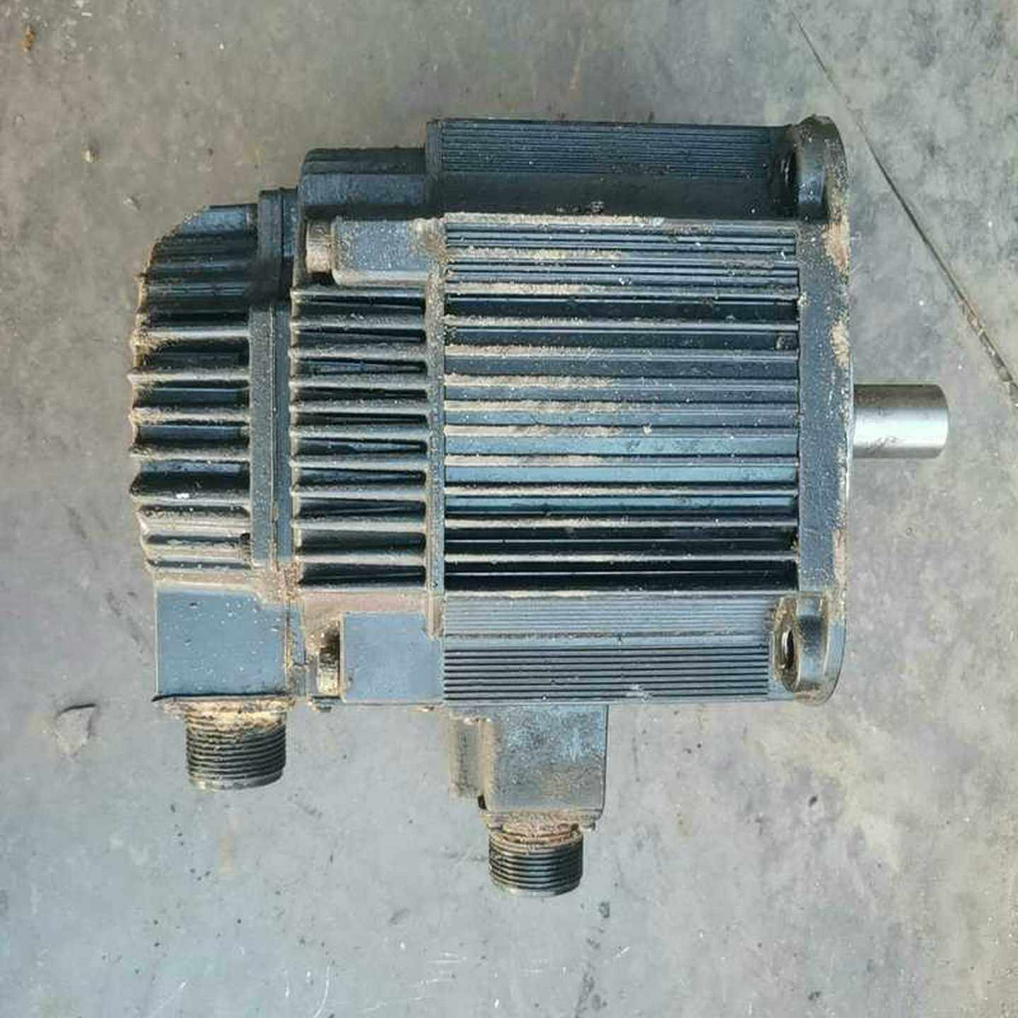 安川伺服电机SGMG-09A2ABC下来的，正常~询价 - 图0