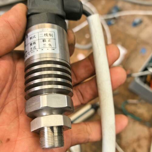 拆机一个涡轮变送器口径DN32电压DC1236v实图包功能，议价商品 - 图2