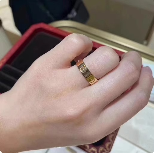 18K玫瑰金AU750彩金男女戒指情侣款对戒尾戒情人节生日礼物送女友