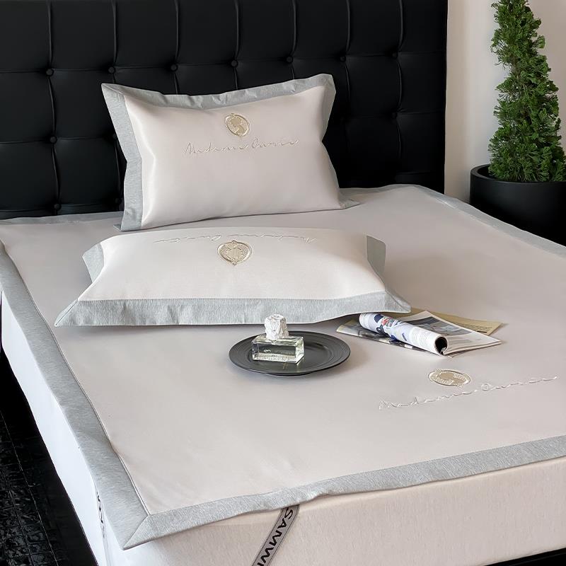 罗兰家纺A类夏季1200D冰丝席可水洗折叠凉席1.5m家用双人软席子 - 图1