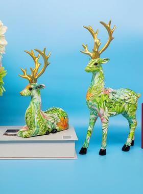 直销新款树脂工艺品水转印炫彩鹿摆件创意情侣结婚礼物家居客厅酒