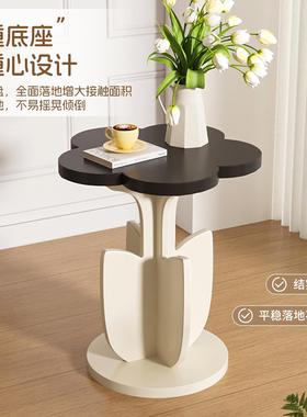 2025年新款创意现代简约花朵边几摆件家用客厅沙发装饰高级感小众