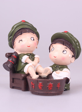 中号革命爱情小兵汽车摆件创意结婚礼物情人节礼物情侣装饰品摆件