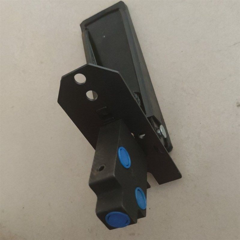 新源65-75胶轮式挖掘机   液压破碎锤脚踏阀 带踏板炮头脚踏阀,淘宝优惠券,粉丝福利购,淘宝优惠卷