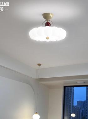 卧室灯奶油风全光谱护眼房间灯温馨浪漫创意2025新款儿童主卧灯具