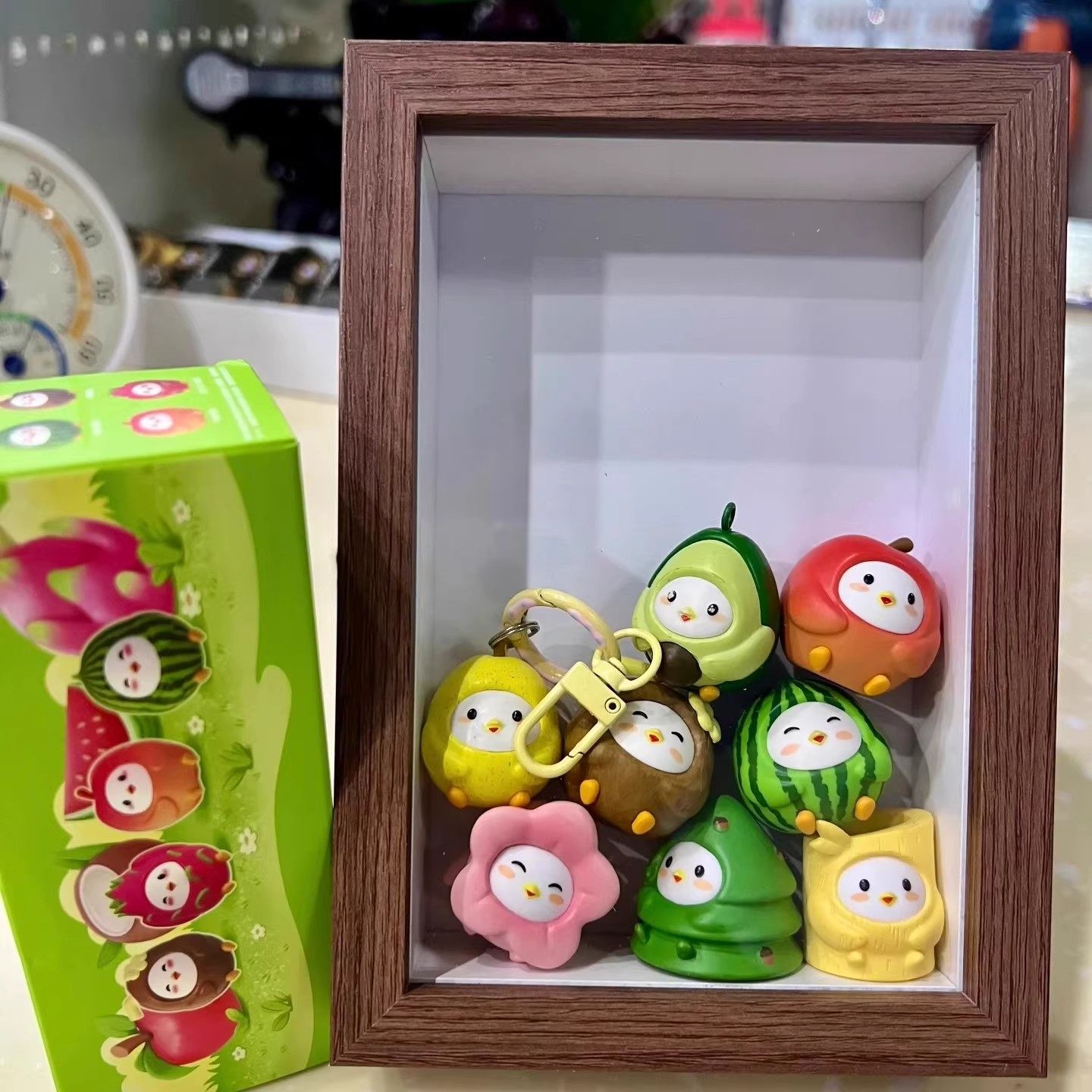 2025新款立体中空相框透明大尺寸7寸8寸手办展示框纯木质相框摆台,淘宝优惠券,粉丝福利购,淘宝优惠卷