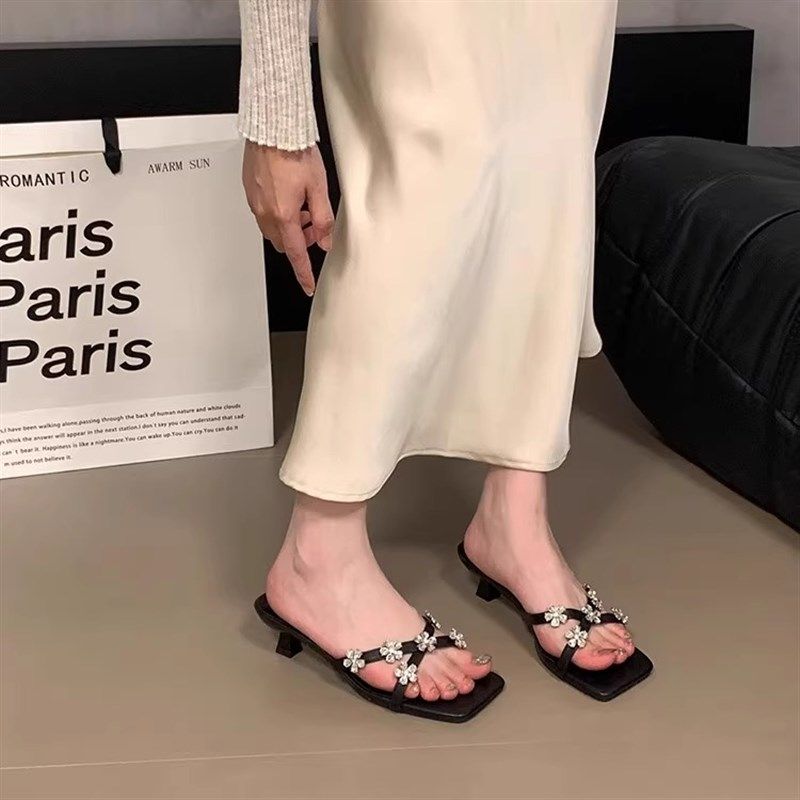 法式新款简约花朵水o钻一字凉拖鞋女夏季方头露趾交叉带细跟凉鞋,淘宝优惠券,粉丝福利购,淘宝优惠卷