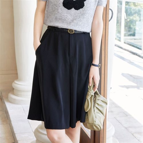 【时尚风采】高级感十足,助您职场上散发轻奢气息的绝美百褶裤裙 - 图2