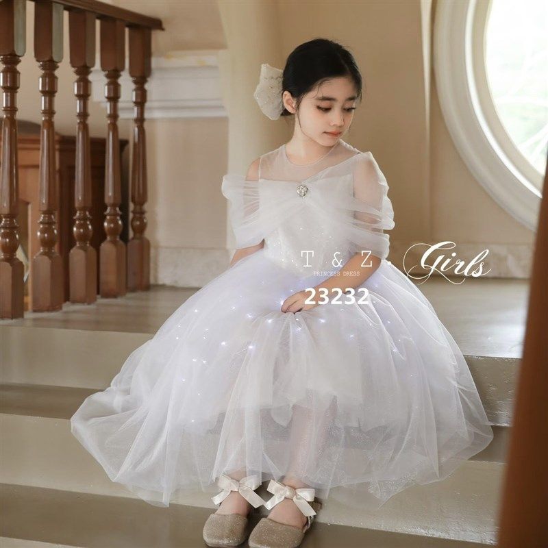 儿童发光爱沙公主裙女童花童婚礼裙子夏季新款生日连衣裙洋气纱裙,淘宝优惠券,粉丝福利购,淘宝优惠卷