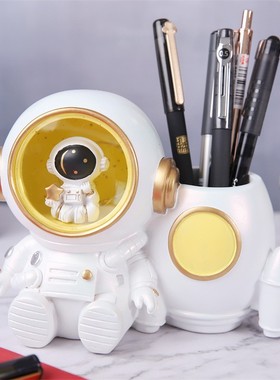 宇航员小夜灯创意笔筒儿童房间书桌摆件男孩男生男童多功能装饰品