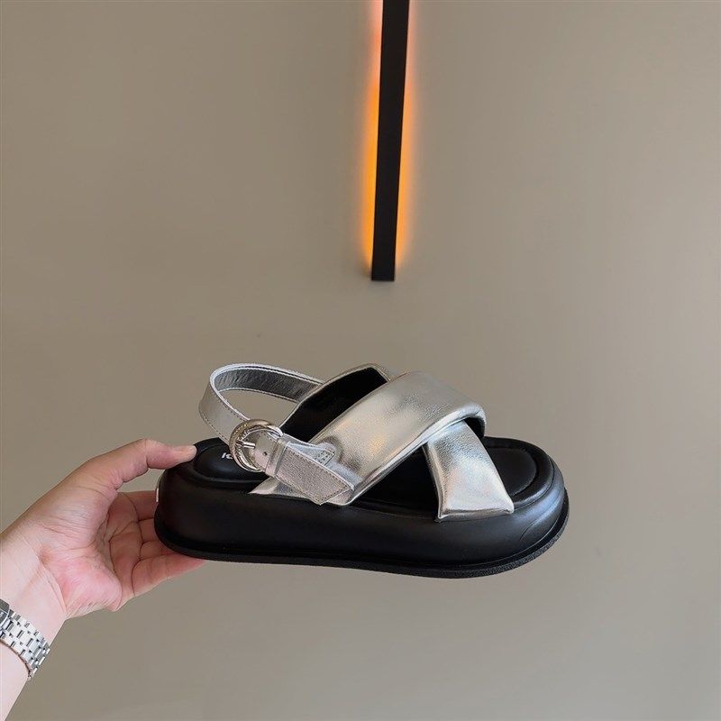 丑魅儿 一字扣露趾交叉凉鞋女2024夏季新款百搭厚底运动沙滩鞋,淘宝优惠券,粉丝福利购,淘宝优惠卷