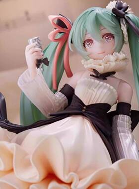初音未来歌唱家手办桌面机箱装饰摆件礼物二次元美少女工位小桌搭