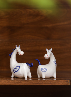 稀缺质感创意陶瓷小马摆件家居可爱动物桌面摆件动物萌宠微景观