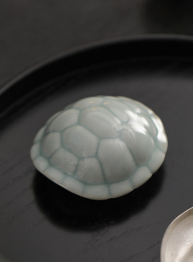 稀缺质感汝窑开片茶宠摆件手把件创意家用精品可养龟壳盖置茶玩