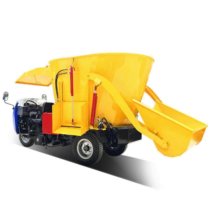 牛羊场饲料投喂机三轮式电动双侧撒料车五立方tmr搅撒一体喂料车,淘宝优惠券,粉丝福利购,淘宝优惠卷
