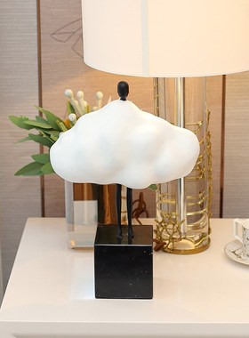 现代简约云朵人物抽象摆件客厅玄关电视酒柜房间床头柜装饰品创意