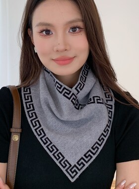 针织毛线小围巾女灰色秋冬季护颈围脖套头三角假领子妈妈保暖丝巾