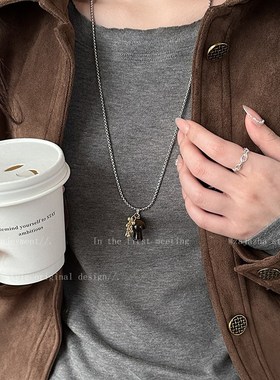 蘑菇虎眼石钛钢卫衣项链女生秋冬轻奢小众精致毛衣链长款百搭配饰
