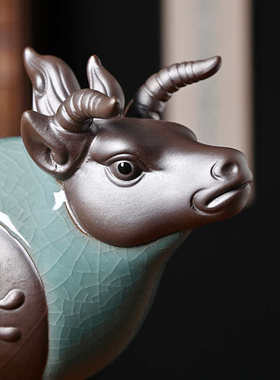 陶瓷牛摆件一对招财牛气冲天客厅玄关桌面博古架装饰品生肖牛摆设