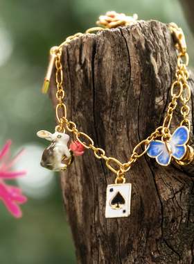 SELENICHAST可爱兔子玫瑰扑克牌手链轻奢小琅女朋友生日礼物手饰