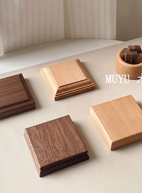 胡桃木榉木激光刻字实木DIY正方形手办盲盒车模桌面摆件送礼底座