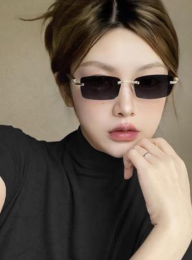 极速辣妹街拍眼镜女个性无