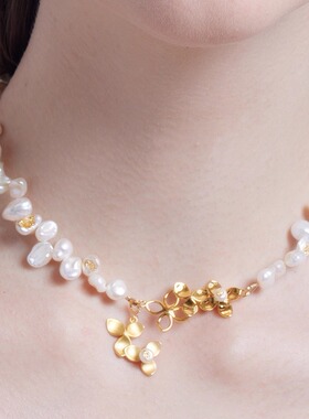 明星同款一谕花绽系列珍珠项链