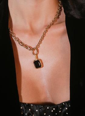 Retro Chic意大利复古时尚首饰 黑色方块熔岩项链