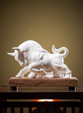 招财镇宅中国风红色陶瓷风水牛家居客厅I博古架装饰工艺品摆件礼