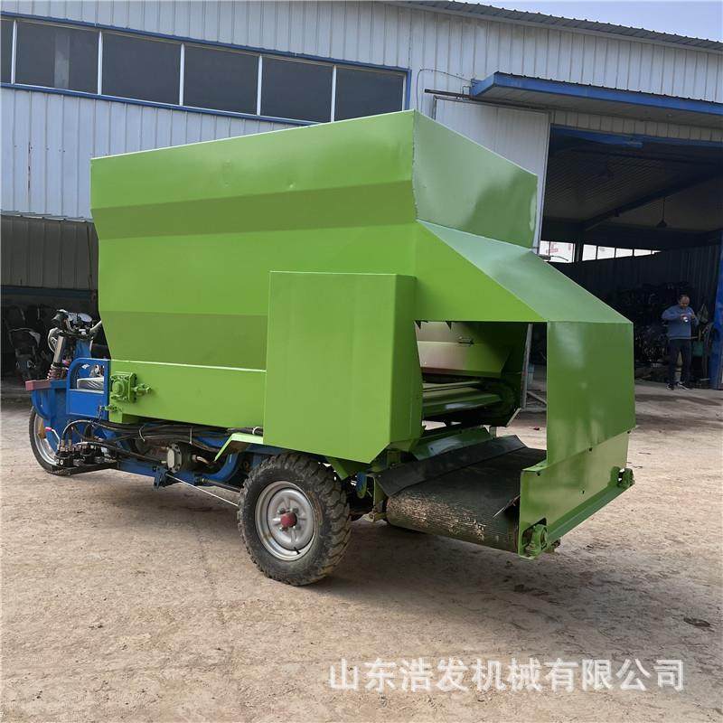 电动款三轮撒料车牛羊圈舍双出料青储抛料车牧场行走式运草布料机,淘宝优惠券,粉丝福利购,淘宝优惠卷