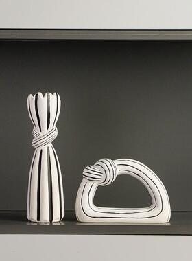 高档现代抽象艺术个性小众家居装饰品酒柜客厅高级感轻奢软装摆件