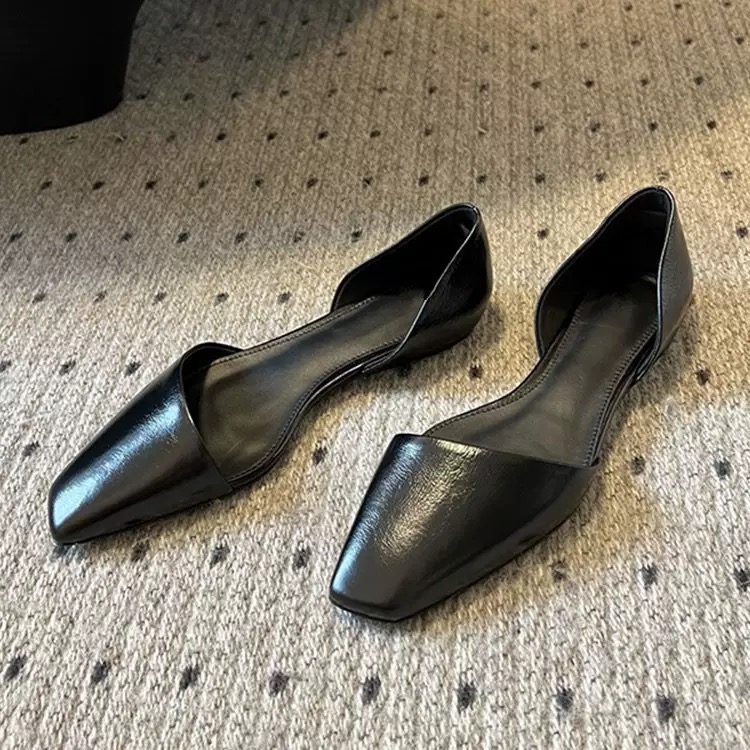 2025新款法式复古小方头斜口中空单鞋女春夏款平底芭蕾舞玛丽珍鞋 - 图1