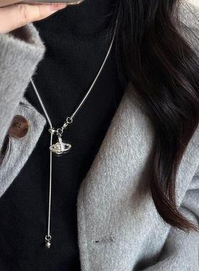 2025新款珍珠土星吊坠项炼高级感抽拉可调节钛钢毛衣炼配饰女长款