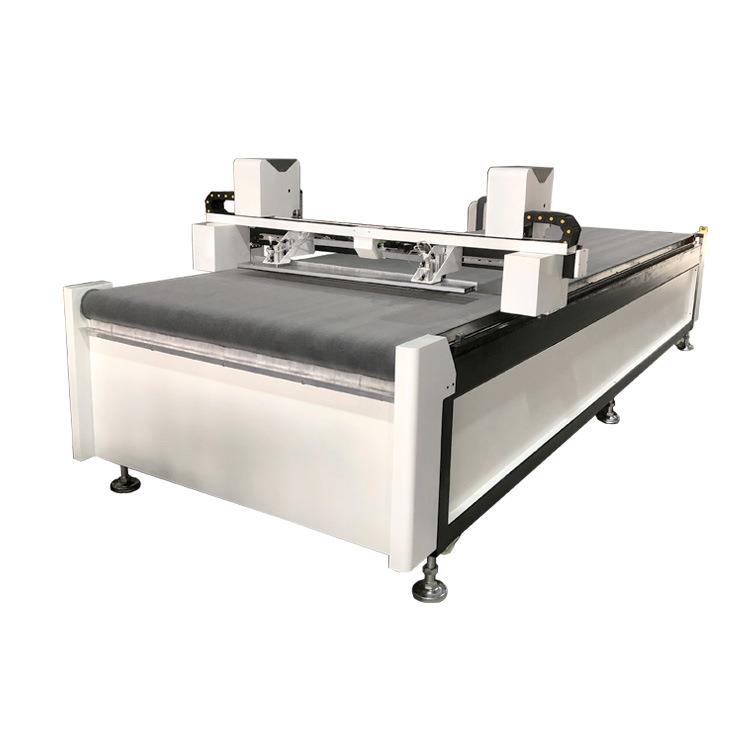 New energy PE material BIB sterile bag aluminum foil tonnage bag automatic cutting and shaping trimming CNC intelligent equipment