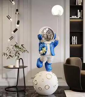 大型落地太空人装饰大摆件客厅沙发旁电视柜旁边轻奢艺术高级大气