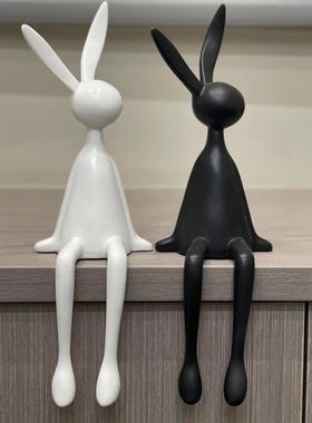 简约现代客厅酒店大堂创意黑白长耳朵坐姿兔子样品房软装摆件礼盒
