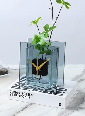 现代简约玻璃茶色蓝色透明方形时钟座钟桌面摆件样板间软装饰品