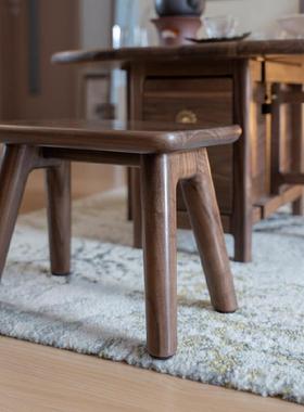 北美黑胡桃木实木客厅实用简约儿童凳换鞋凳燕尾小凳