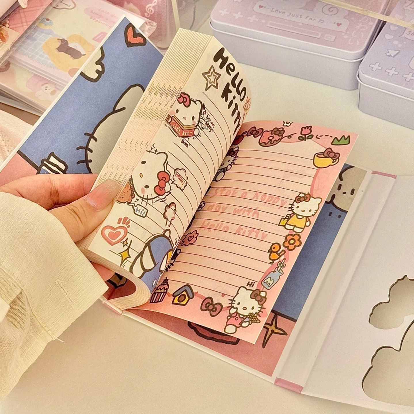 哈喽kitty笔记本本子A高颜值少女心可爱印花日记本加厚彩页手帐本,淘宝优惠券,粉丝福利购,淘宝优惠卷