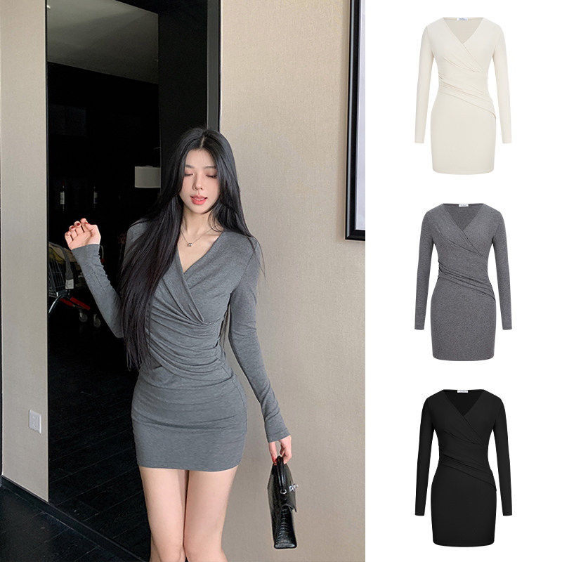 MosesQueen魔西女王黑色v领长袖连衣裙女春秋收腰显瘦包臀短裙子